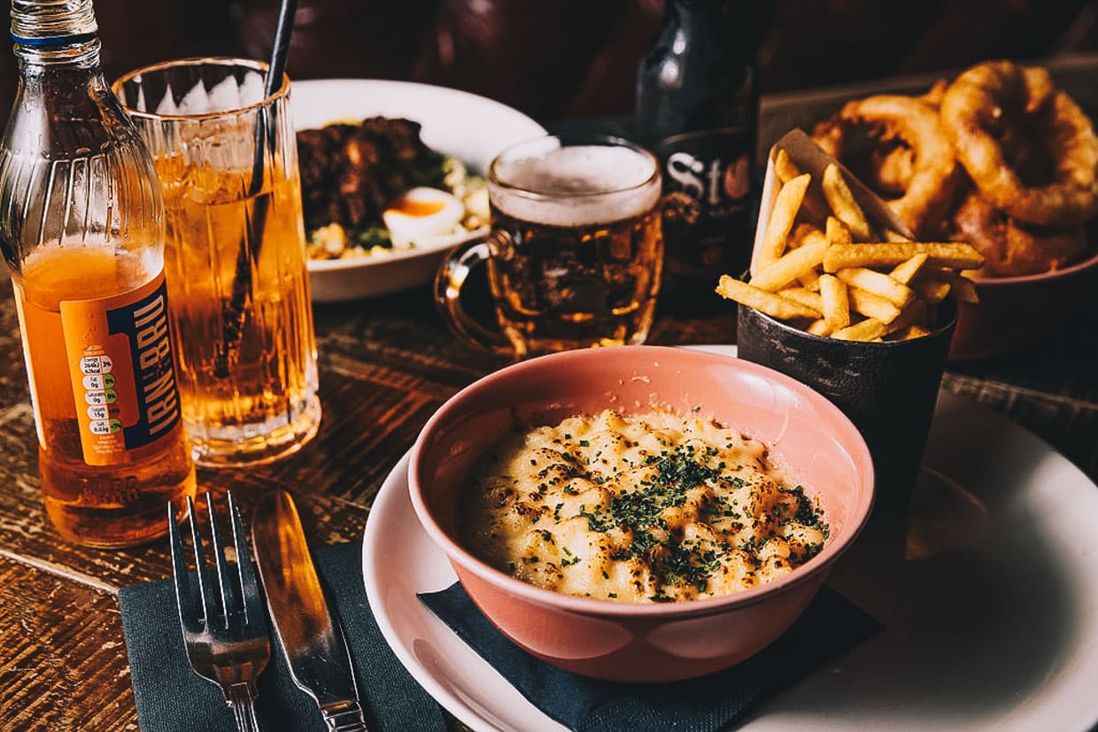 Food and drinks spread at The Bellman, Merchant City Glasgow